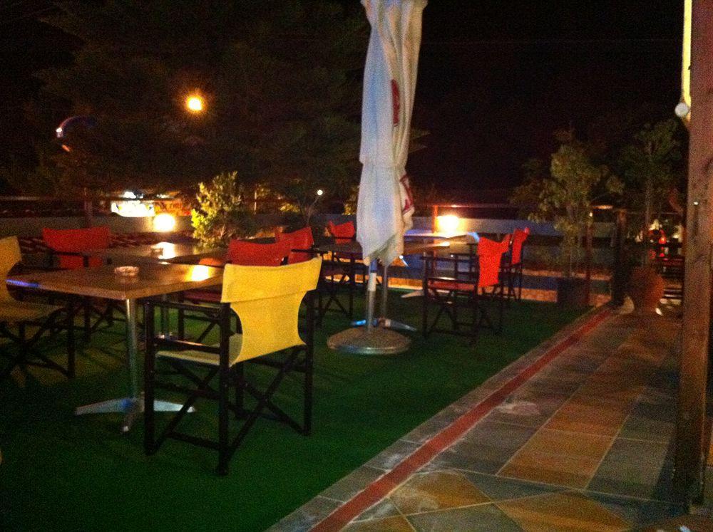 Planos Beach Hotel Hotel 4*