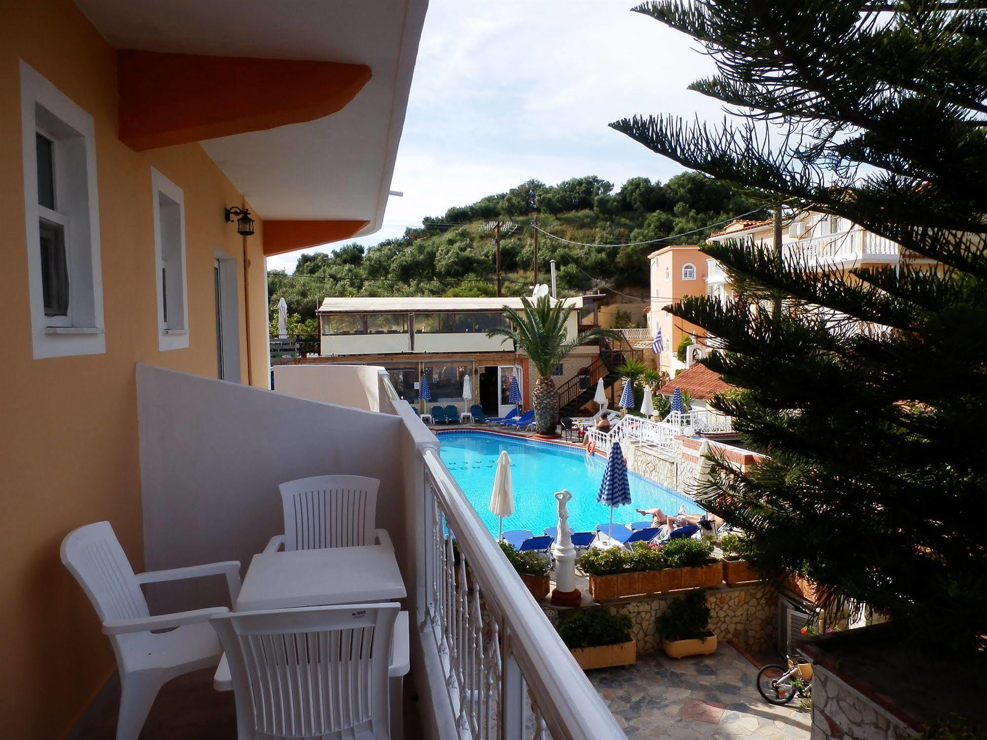 Planos Beach Hotel Hotel